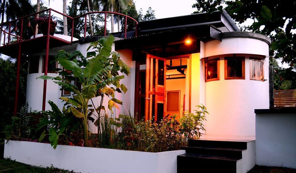 Somewhere Else Boutique Resort Мамбахао Экстерьер фото
