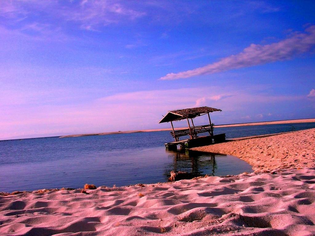 Somewhere Else Boutique Resort Мамбахао Экстерьер фото