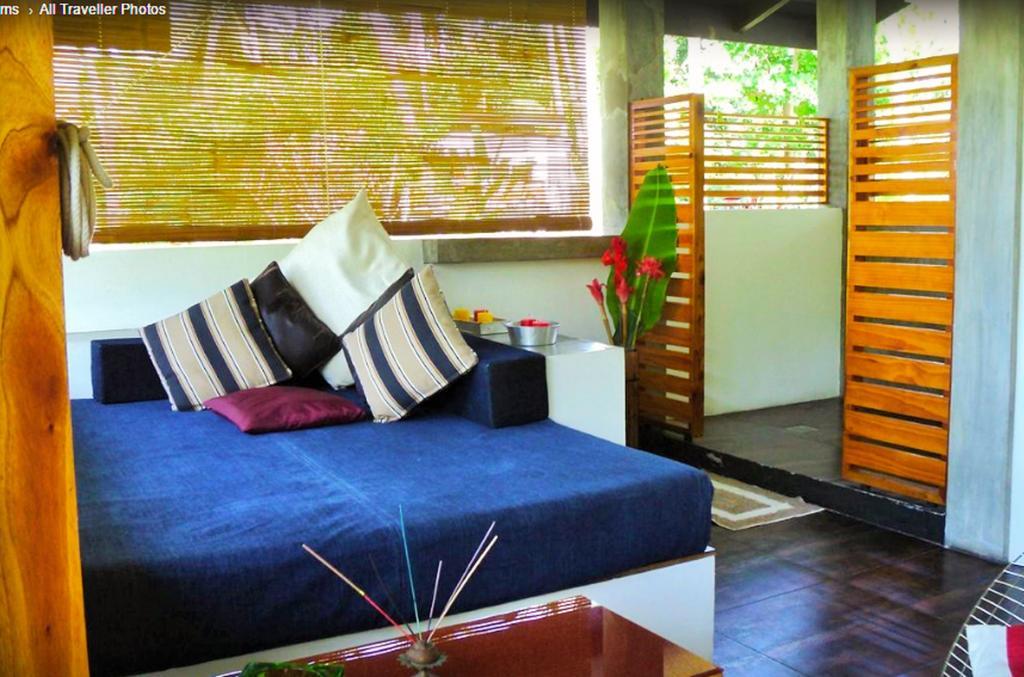 Somewhere Else Boutique Resort Мамбахао Экстерьер фото